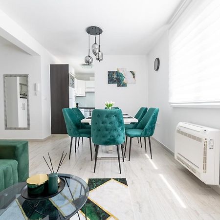 Silver Luxury Apartment 特罗吉尔 外观 照片