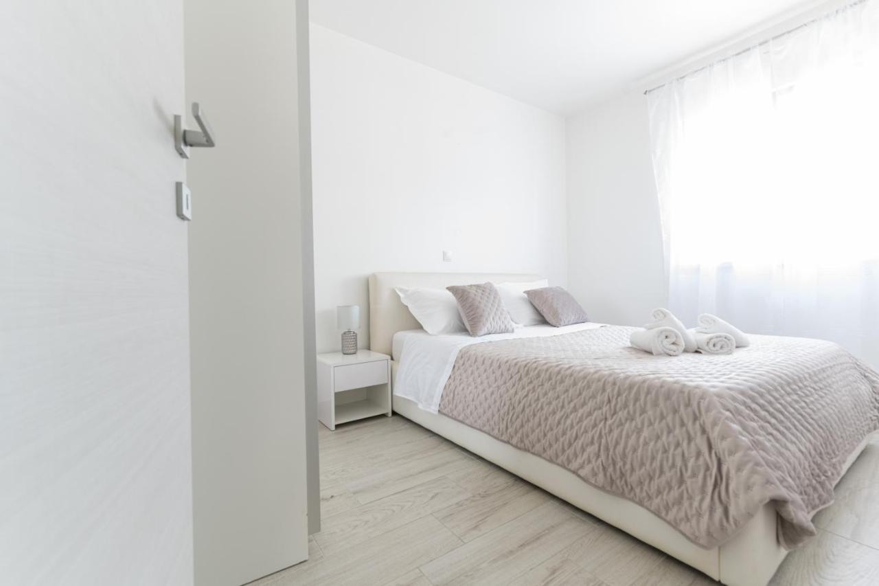Silver Luxury Apartment 特罗吉尔 外观 照片