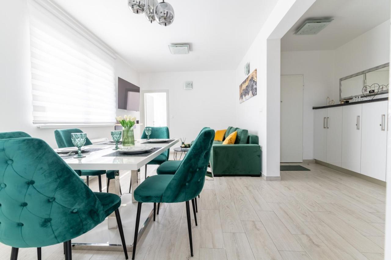 Silver Luxury Apartment 特罗吉尔 外观 照片